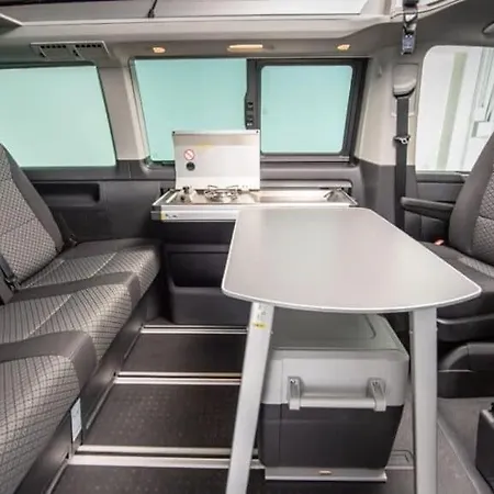 Rent Campervans Keflavik Room photo